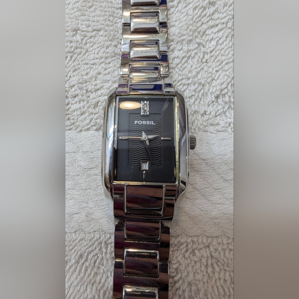Fossil Vintage Womens Black Dial Silver Bracelet Link Watch CZ